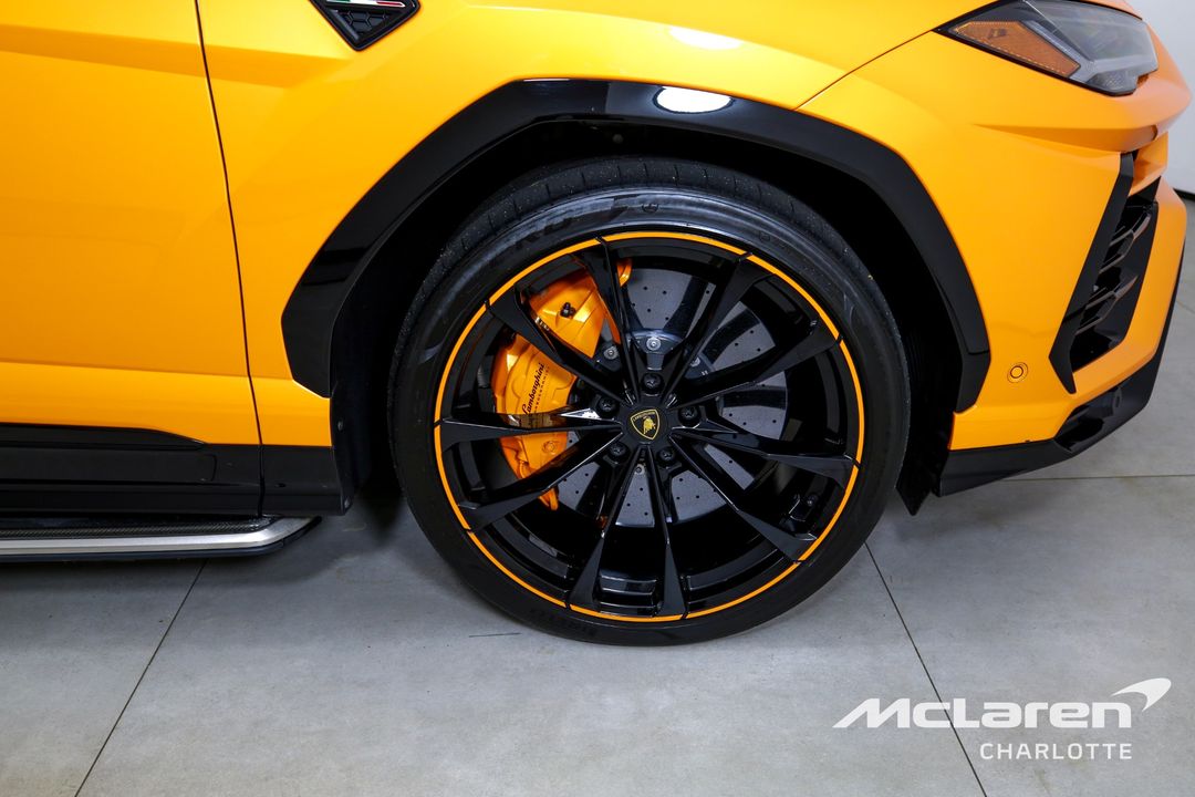 2022 Lamborghini Urus