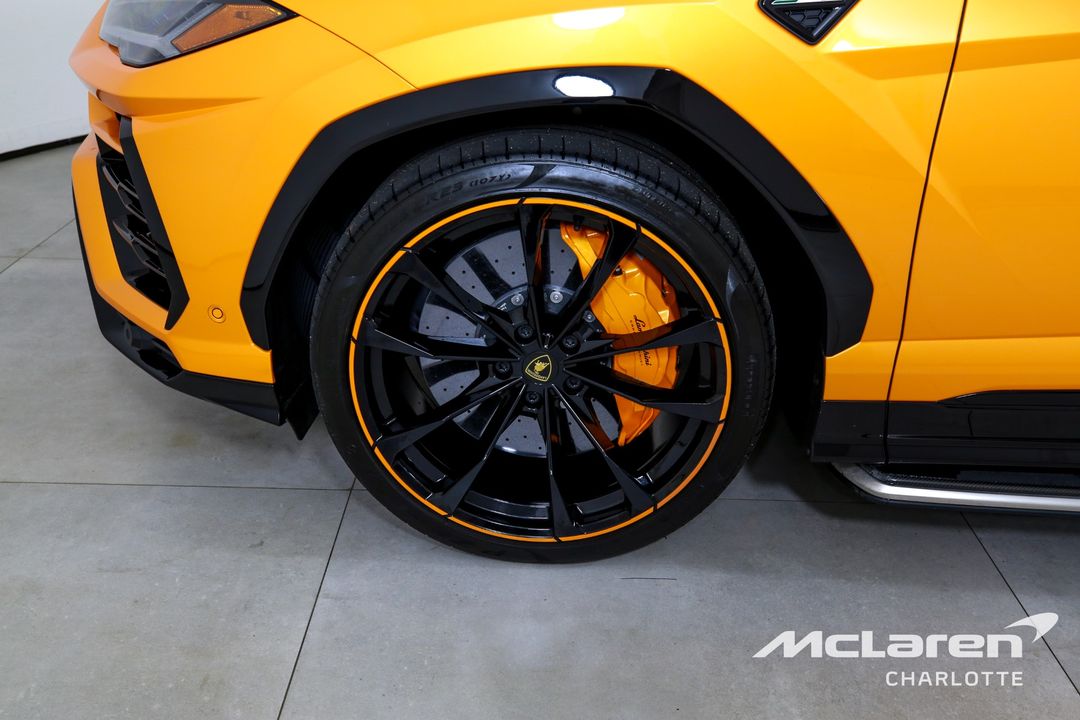 2022 Lamborghini Urus