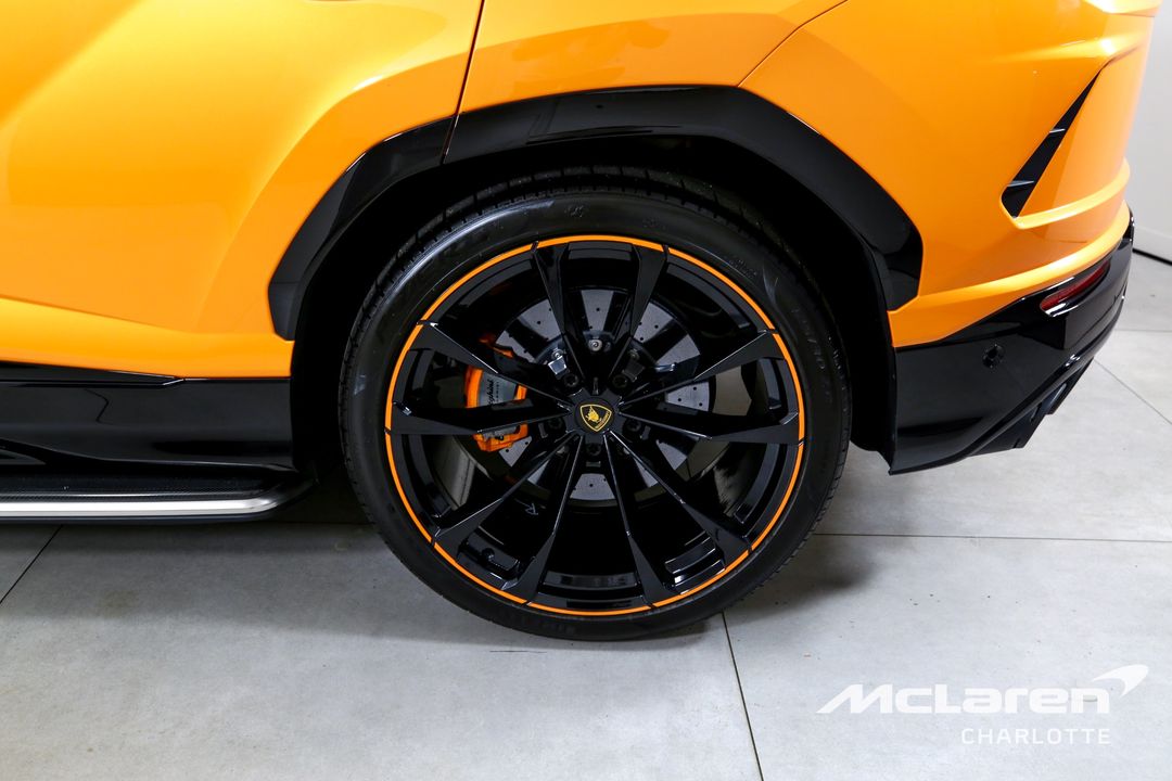 2022 Lamborghini Urus