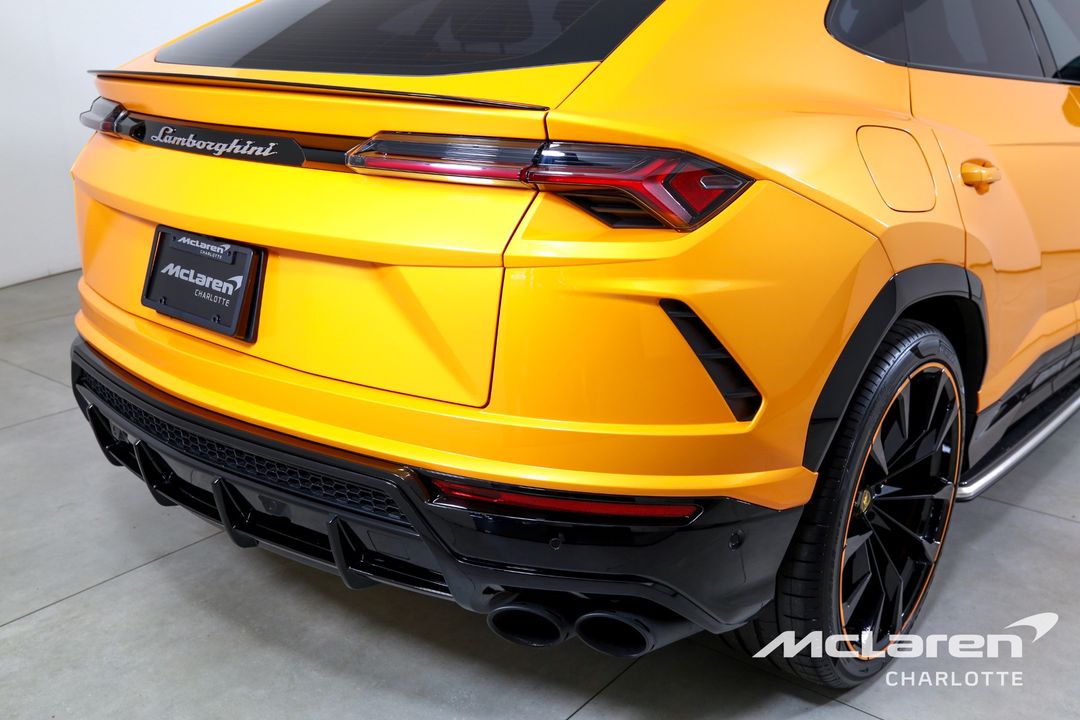 2022 Lamborghini Urus