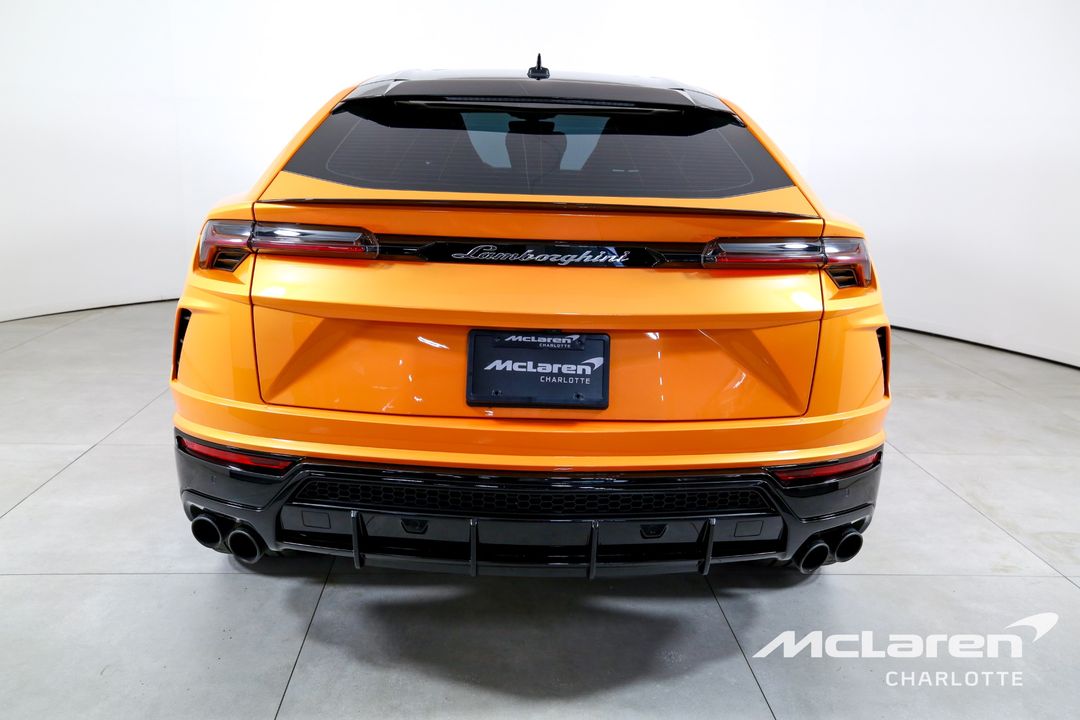 2022 Lamborghini Urus