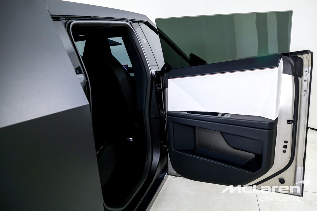 2024 Tesla Cybertruck