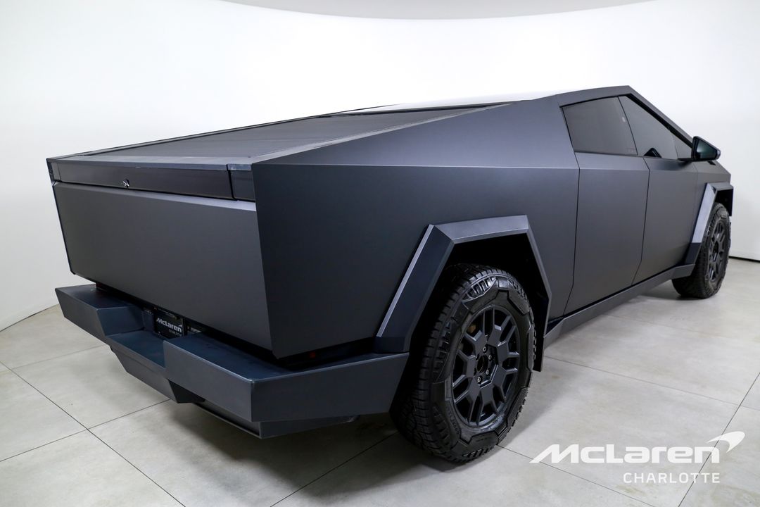 2024 Tesla Cybertruck