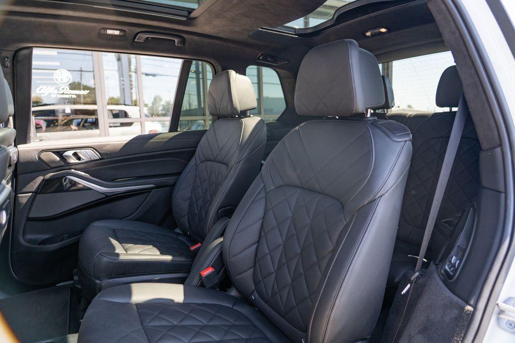 2024 BMW X7