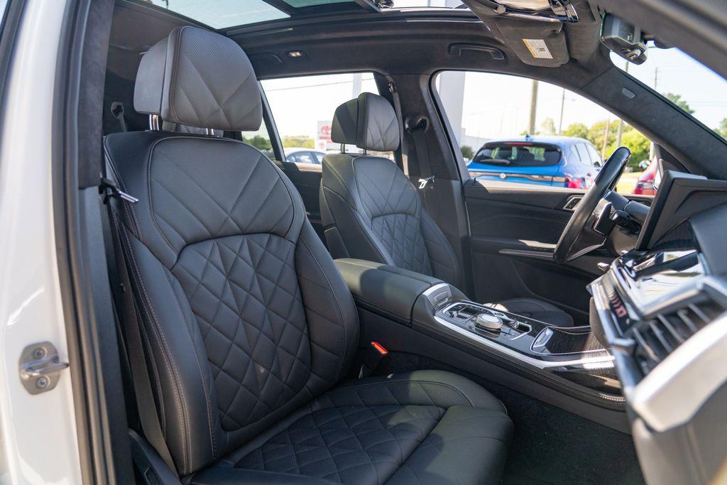 2024 BMW X7