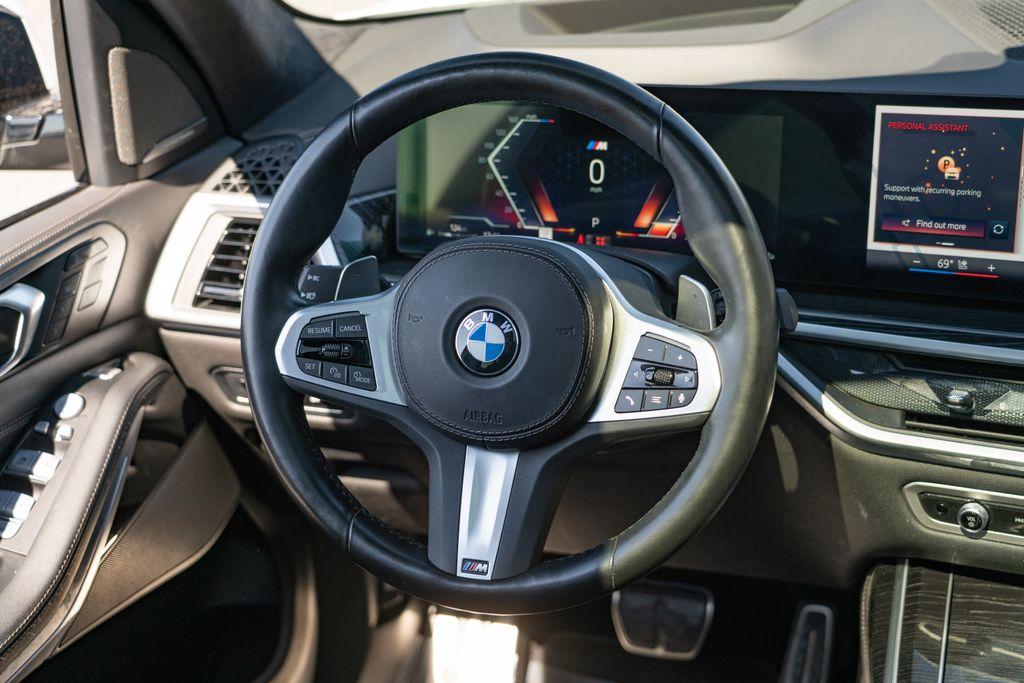 2024 BMW X7
