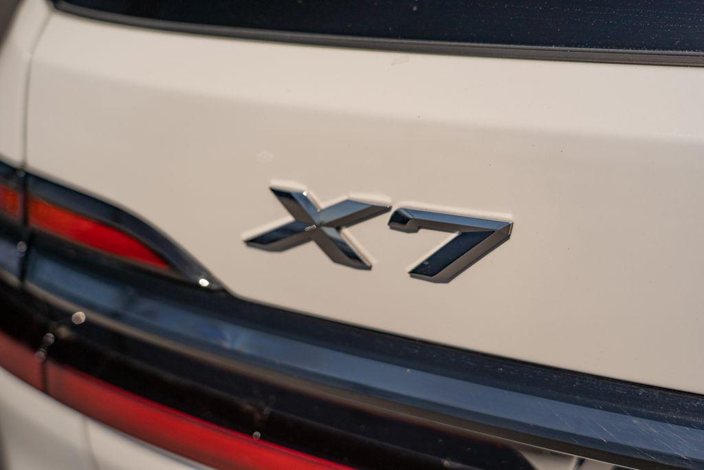 2024 BMW X7