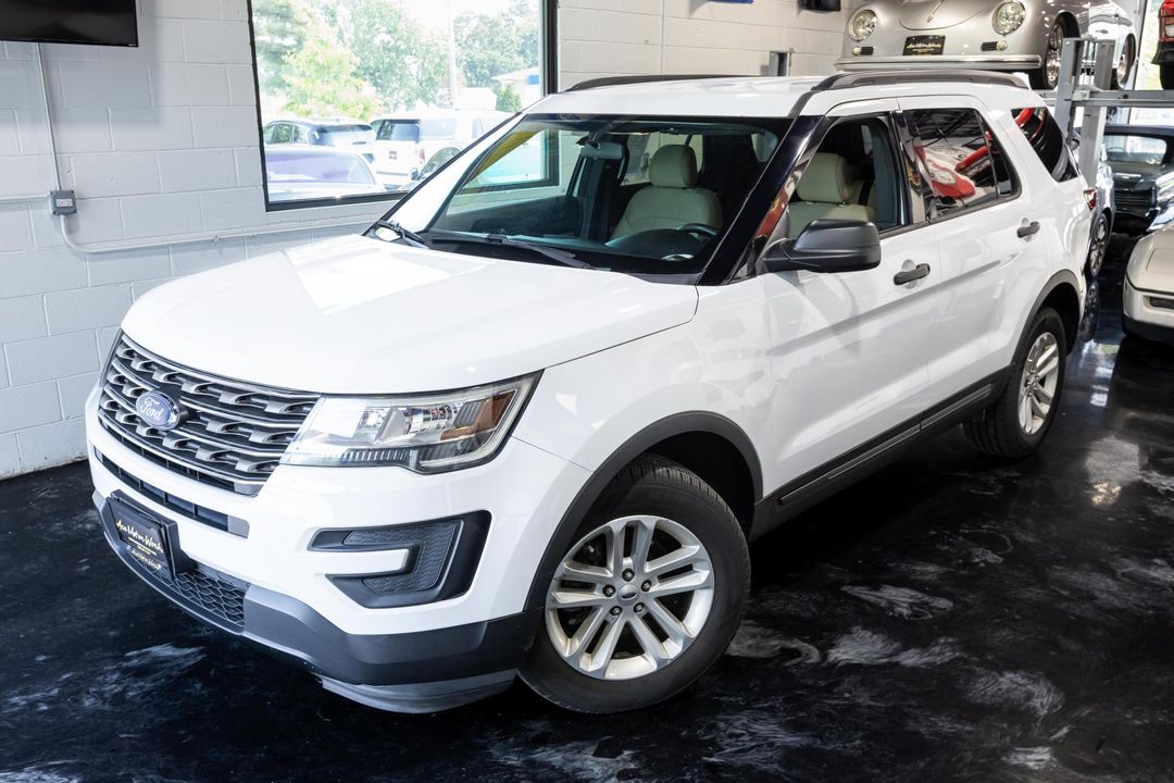 2017 Ford Explorer