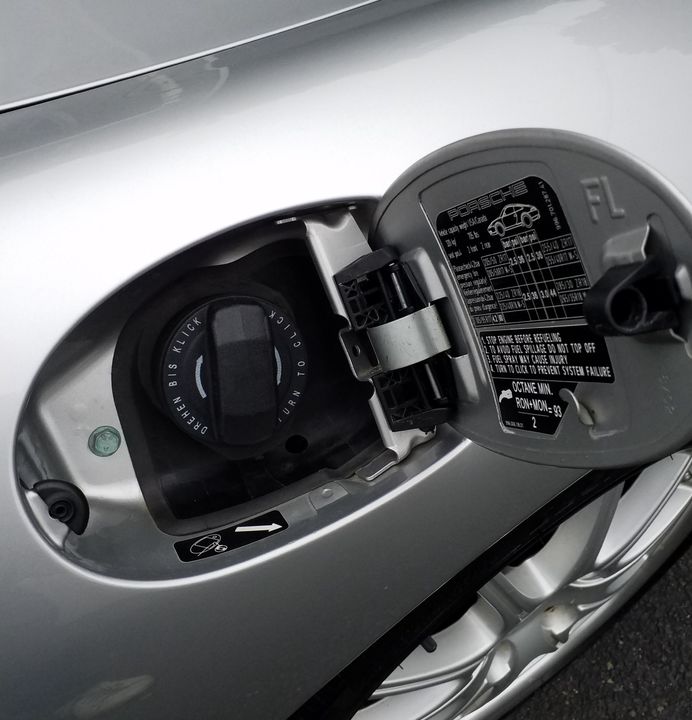 2002 PORSCHE CARRERA
