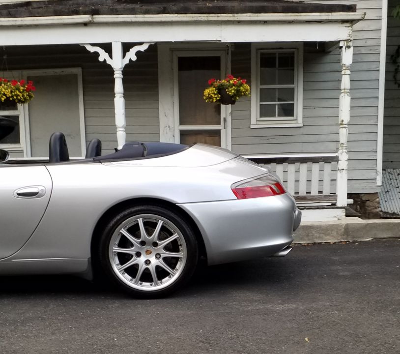 2002 PORSCHE CARRERA