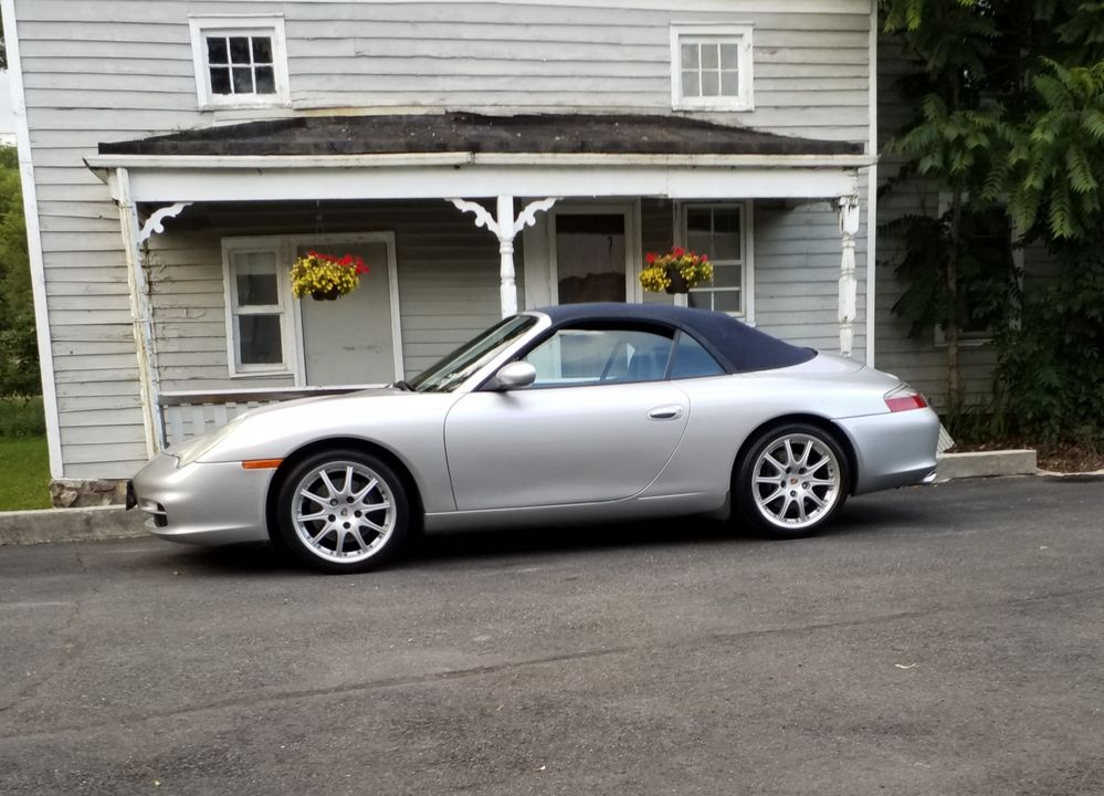 2002 PORSCHE CARRERA
