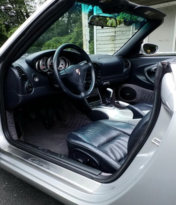 2002 PORSCHE CARRERA