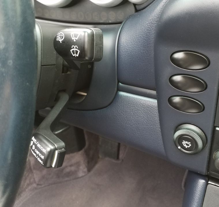 2002 PORSCHE CARRERA