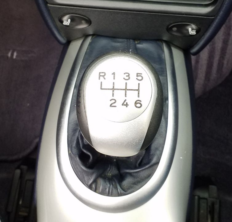 2002 PORSCHE CARRERA