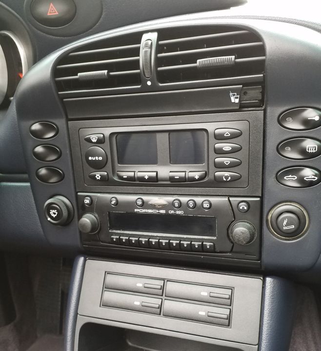 2002 PORSCHE CARRERA