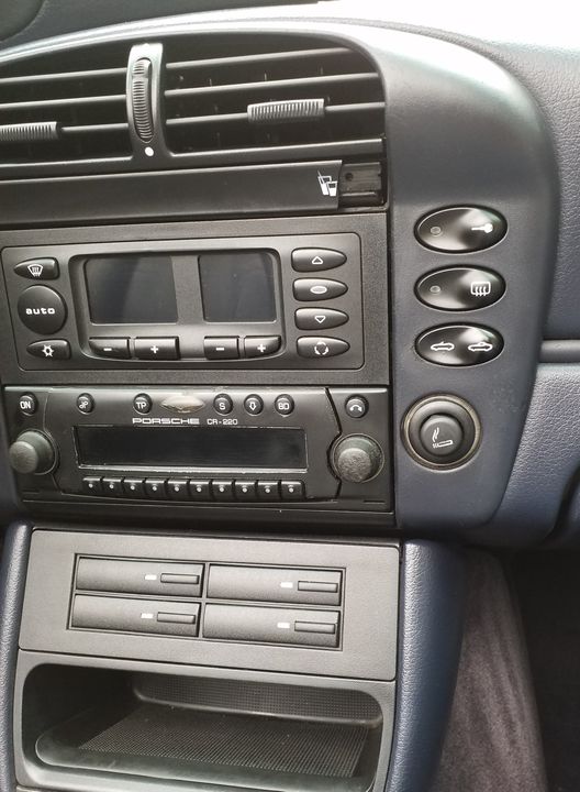 2002 PORSCHE CARRERA