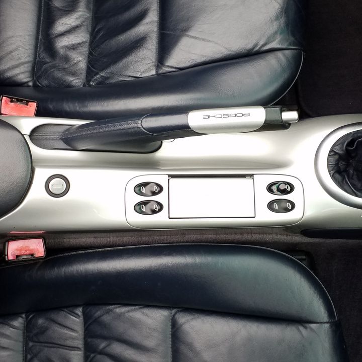 2002 PORSCHE CARRERA