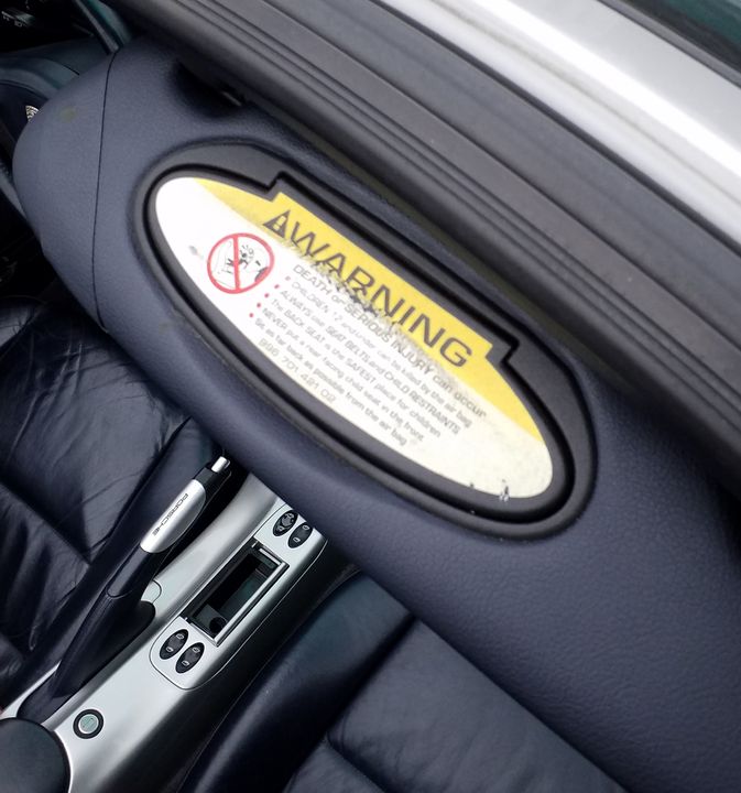 2002 PORSCHE CARRERA