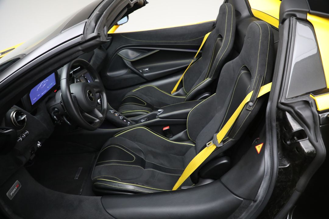 2021 McLaren 720S Spider