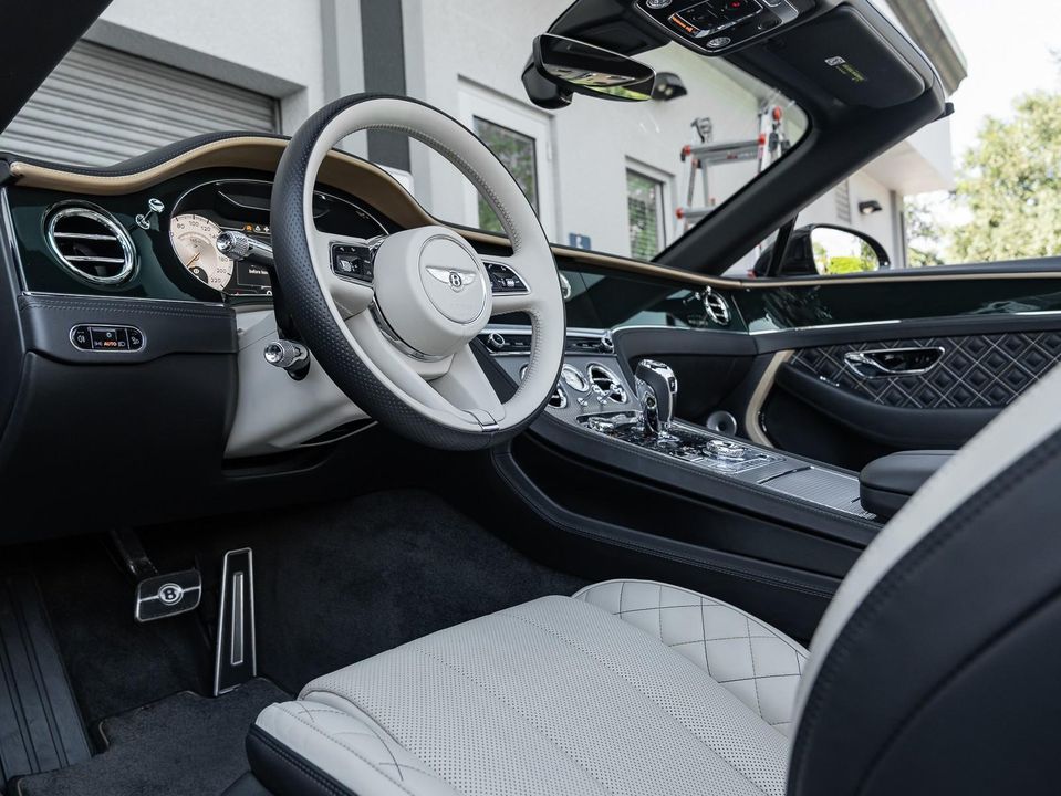 2023 Bentley Continental