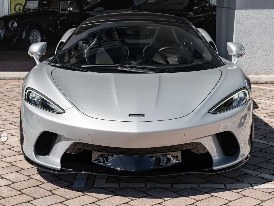2021 McLaren GT
