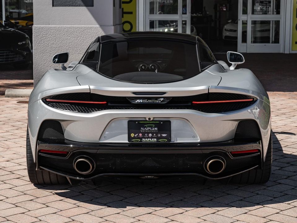 2021 McLaren GT