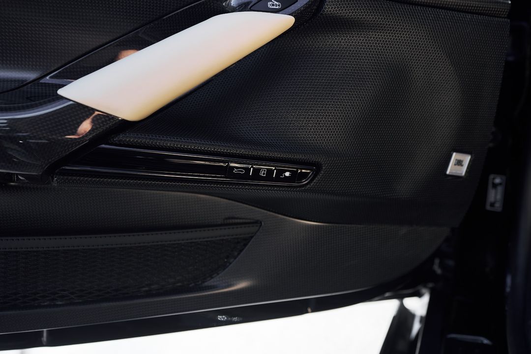 2022 Ferrari SF90 Stradale