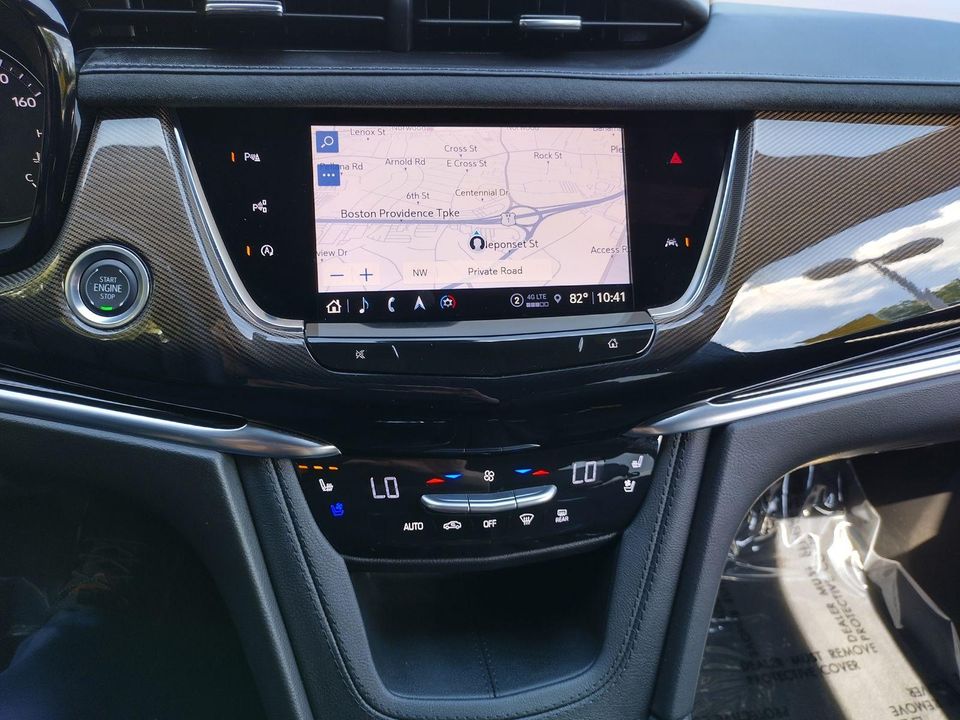 2025 Cadillac XT6