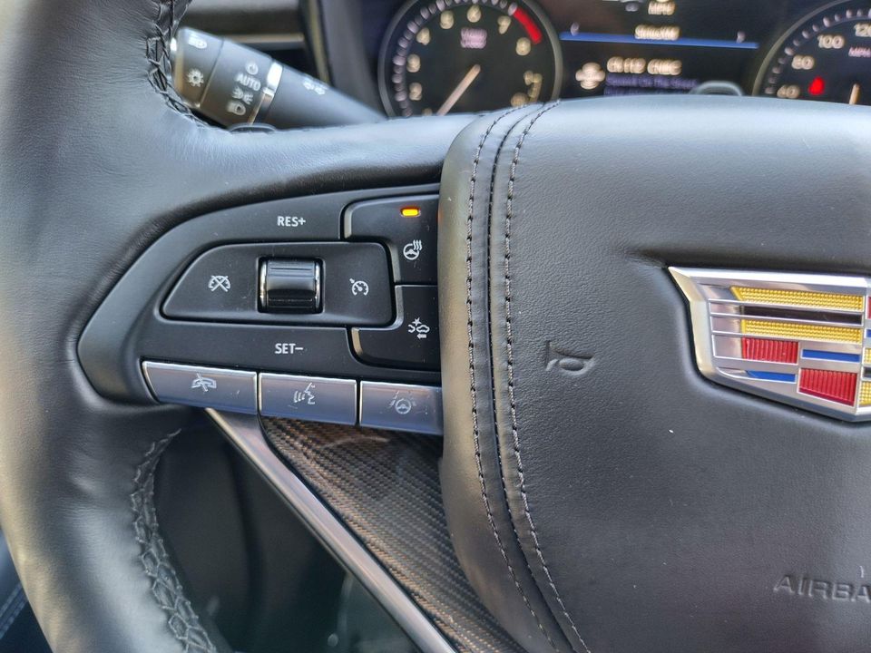 2025 Cadillac XT6