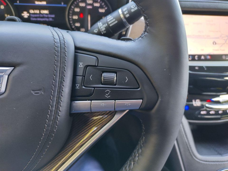 2025 Cadillac XT6