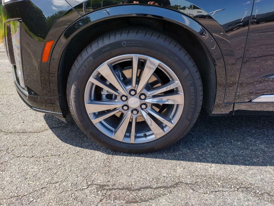 2025 Cadillac XT6