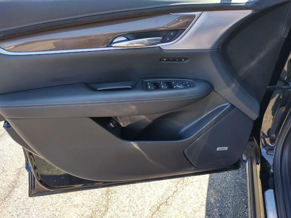 2025 Cadillac XT6
