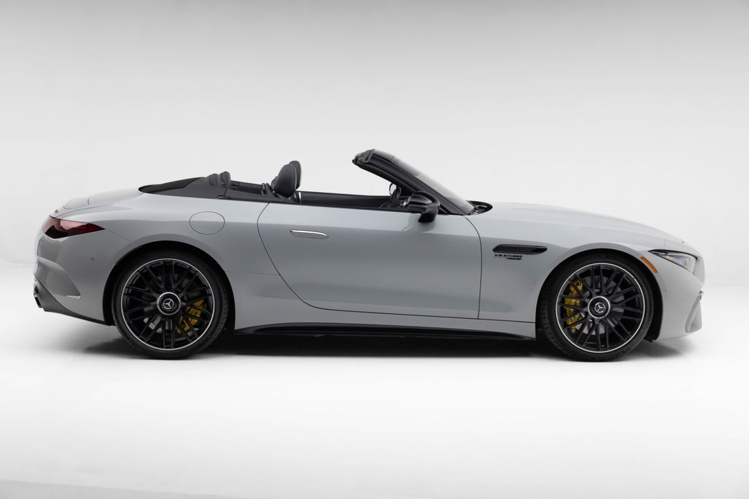 2022 Mercedes-Benz AMG SL 63