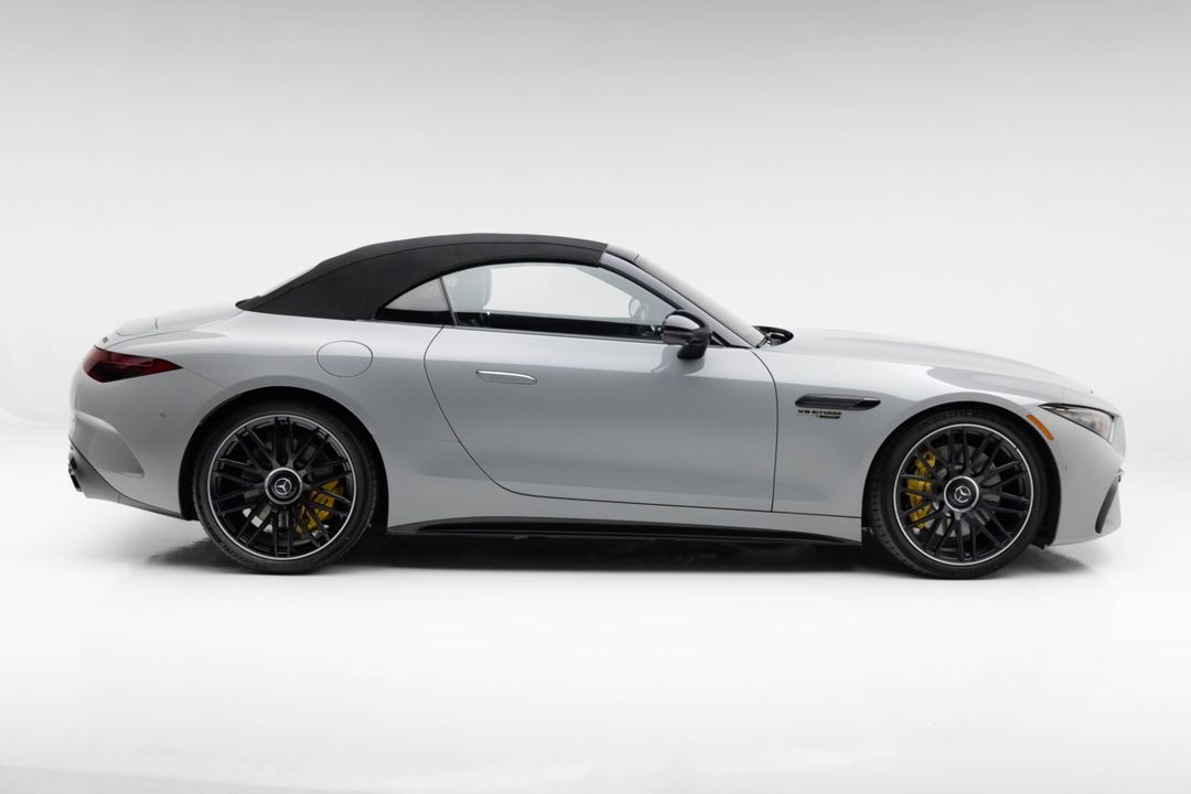 2022 Mercedes-Benz AMG SL 63