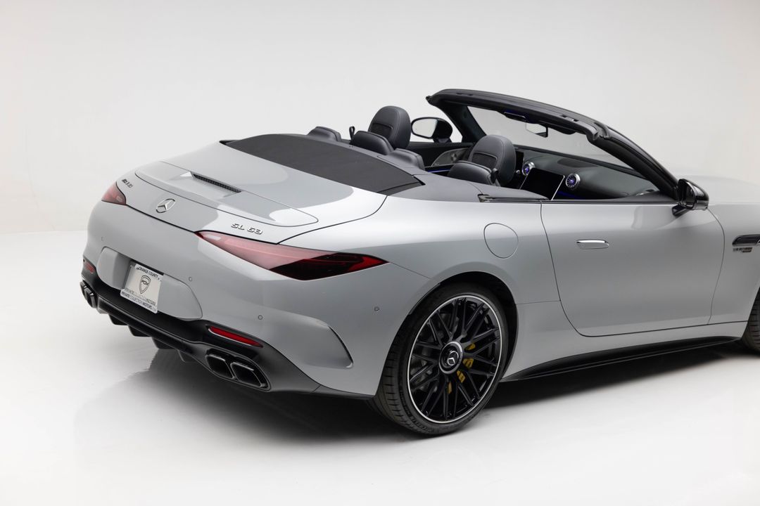 2022 Mercedes-Benz AMG SL 63