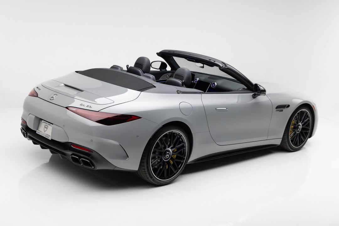 2022 Mercedes-Benz AMG SL 63