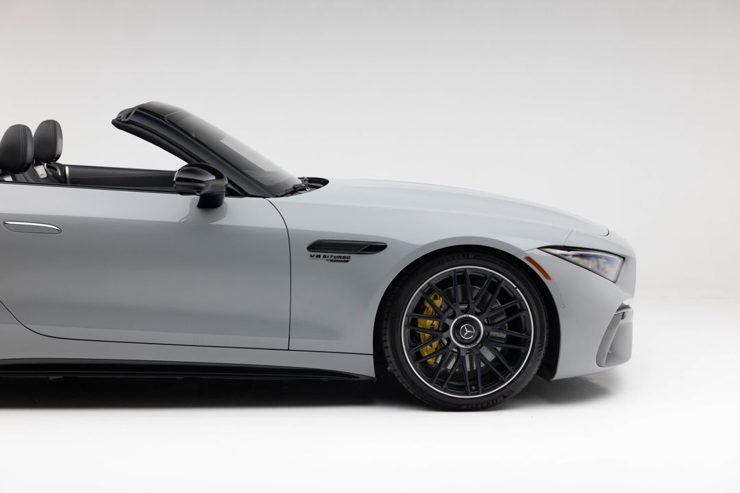 2022 Mercedes-Benz AMG SL 63