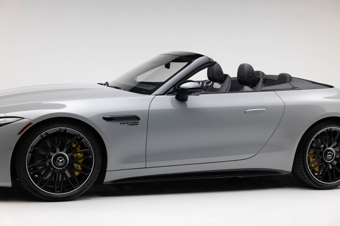 2022 Mercedes-Benz AMG SL 63