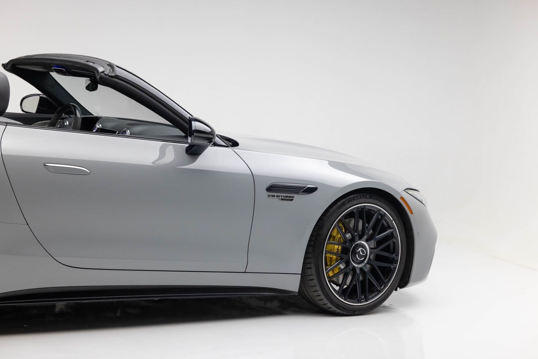 2022 Mercedes-Benz AMG SL 63