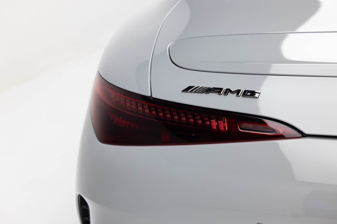 2022 Mercedes-Benz AMG SL 63