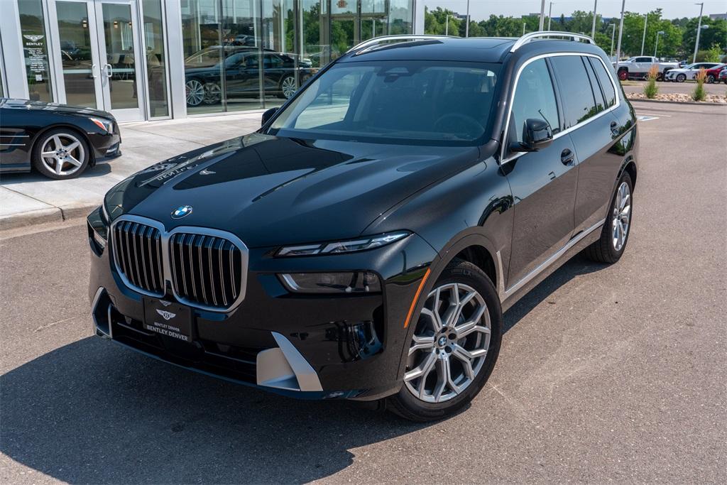 2025 BMW X7
