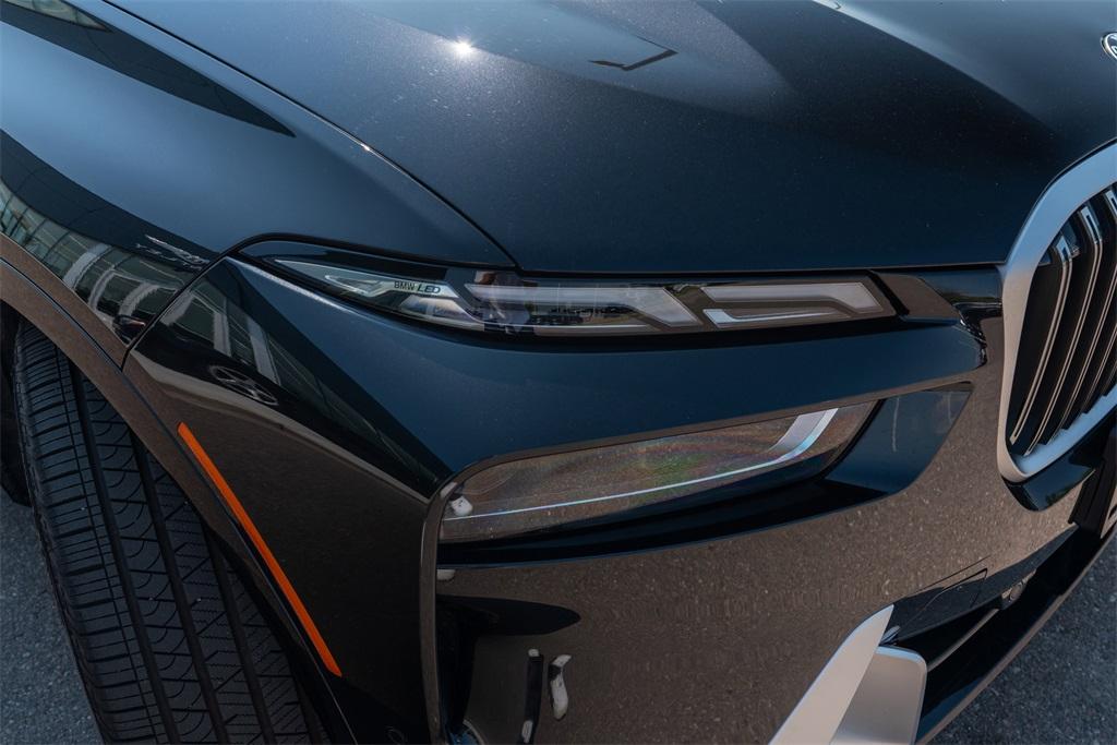 2025 BMW X7