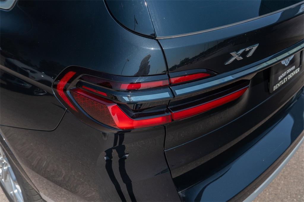 2025 BMW X7