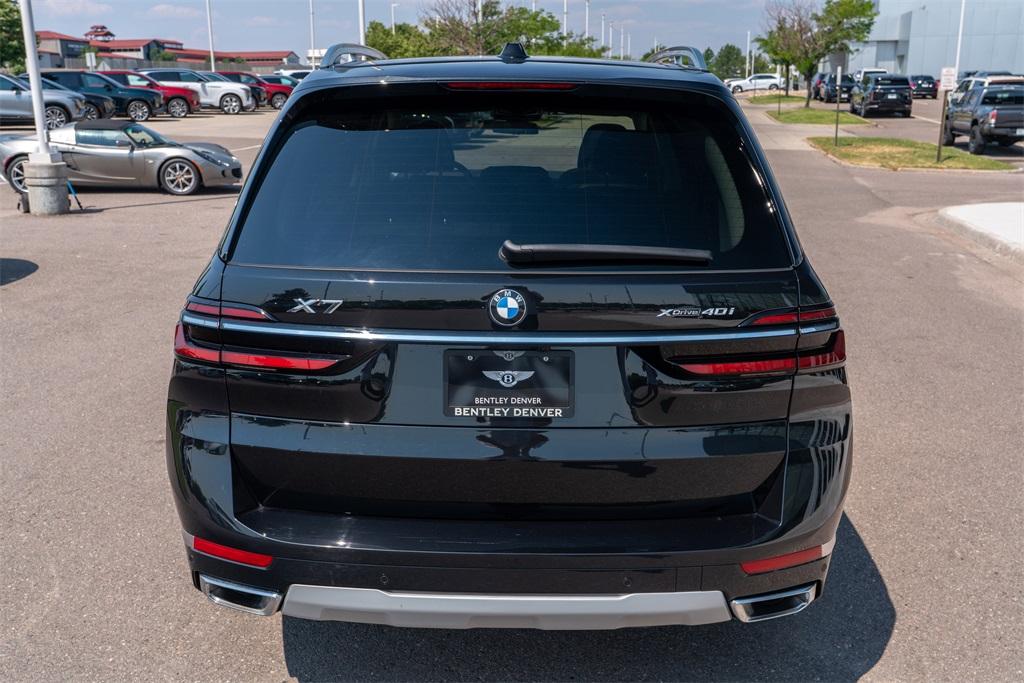 2025 BMW X7