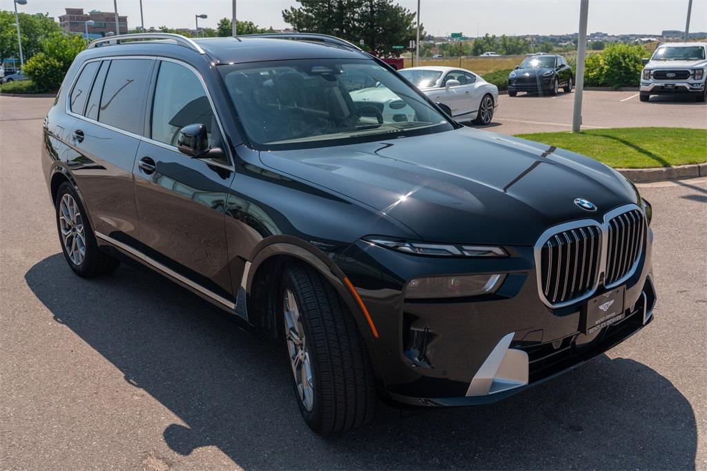 2025 BMW X7