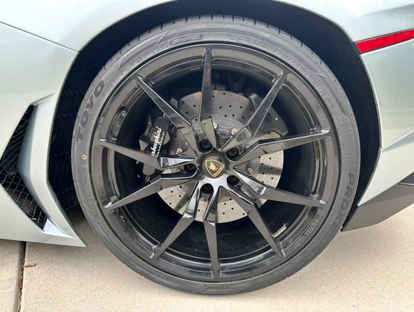 2013 Lamborghini Aventador