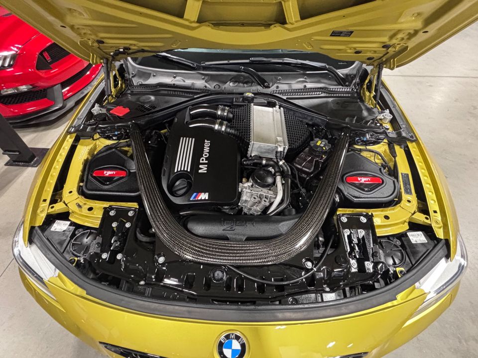 2015 BMW M4