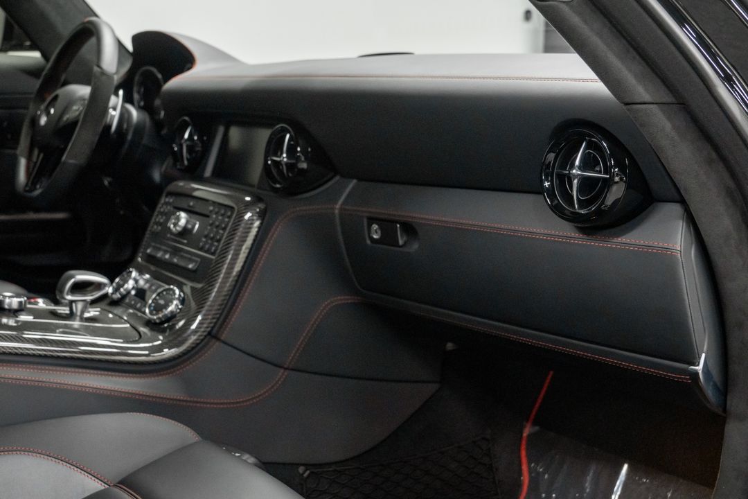 2014 Mercedes-Benz SLS AMG