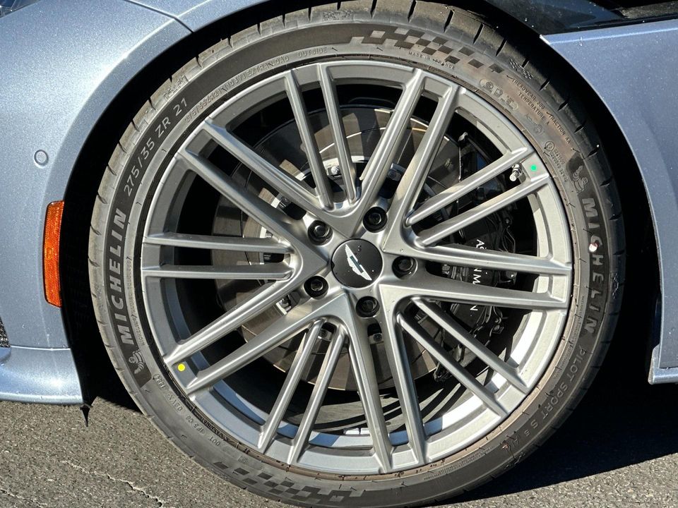 2025 Aston Martin DB12