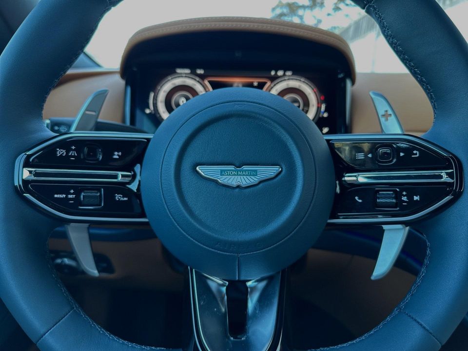 2025 Aston Martin DB12